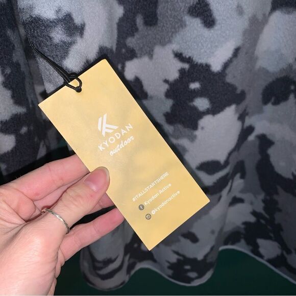 NWT Kyodan Camo Pullover size XXL - Picture 4 of 5